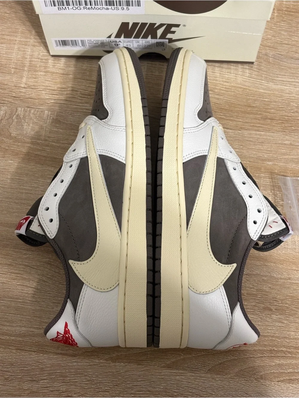 Jordan 1 low × Travis Scott Reverse Mocha